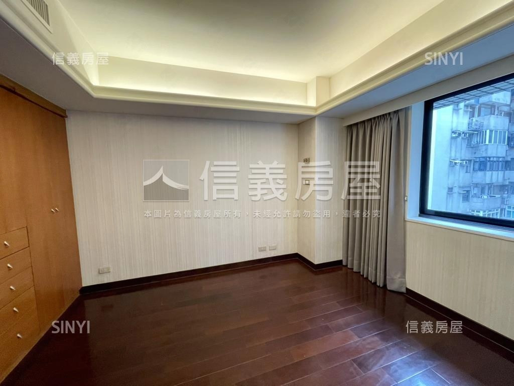 翠亨村名宅財聚庭院景居房屋室內格局與周邊環境