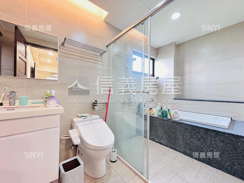 近青埔電梯別墅房屋室內格局與周邊環境