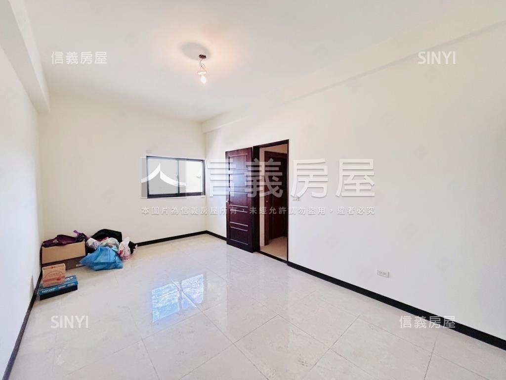 近青埔電梯別墅房屋室內格局與周邊環境