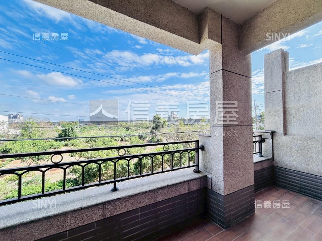 近青埔電梯別墅房屋室內格局與周邊環境