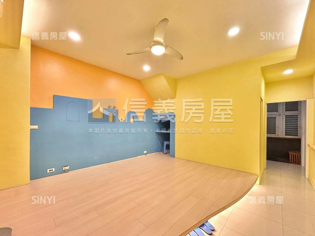 逢甲上居下店‧黃金店面Ａ房屋室內格局與周邊環境