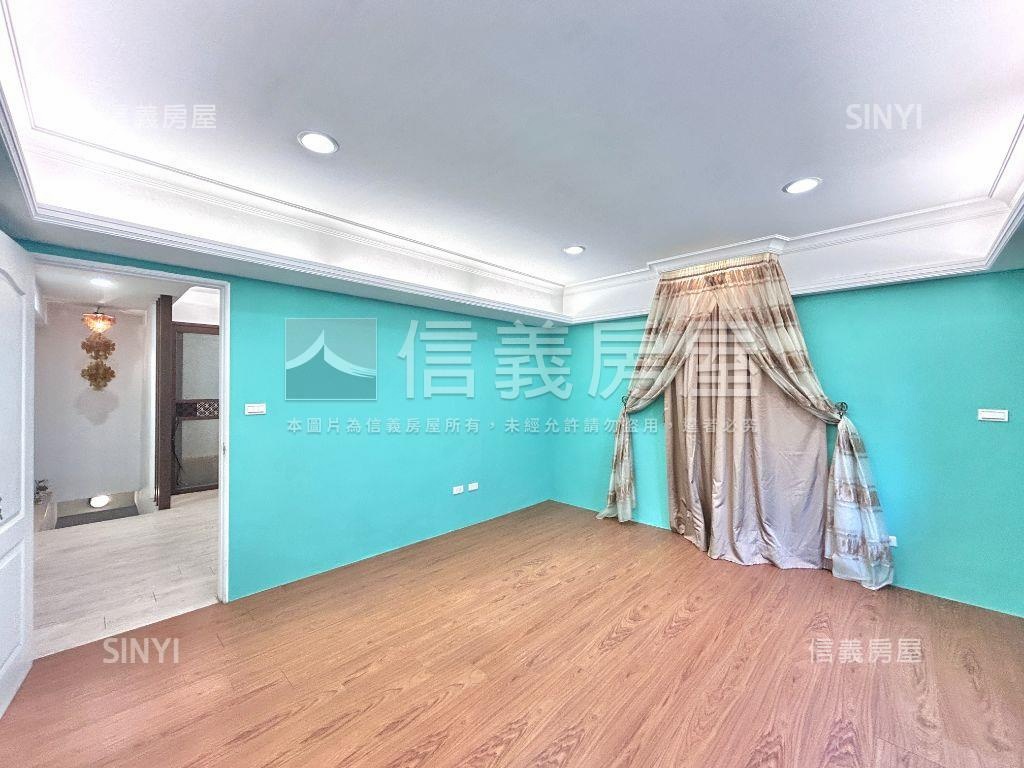 逢甲上居下店‧黃金店面Ａ房屋室內格局與周邊環境