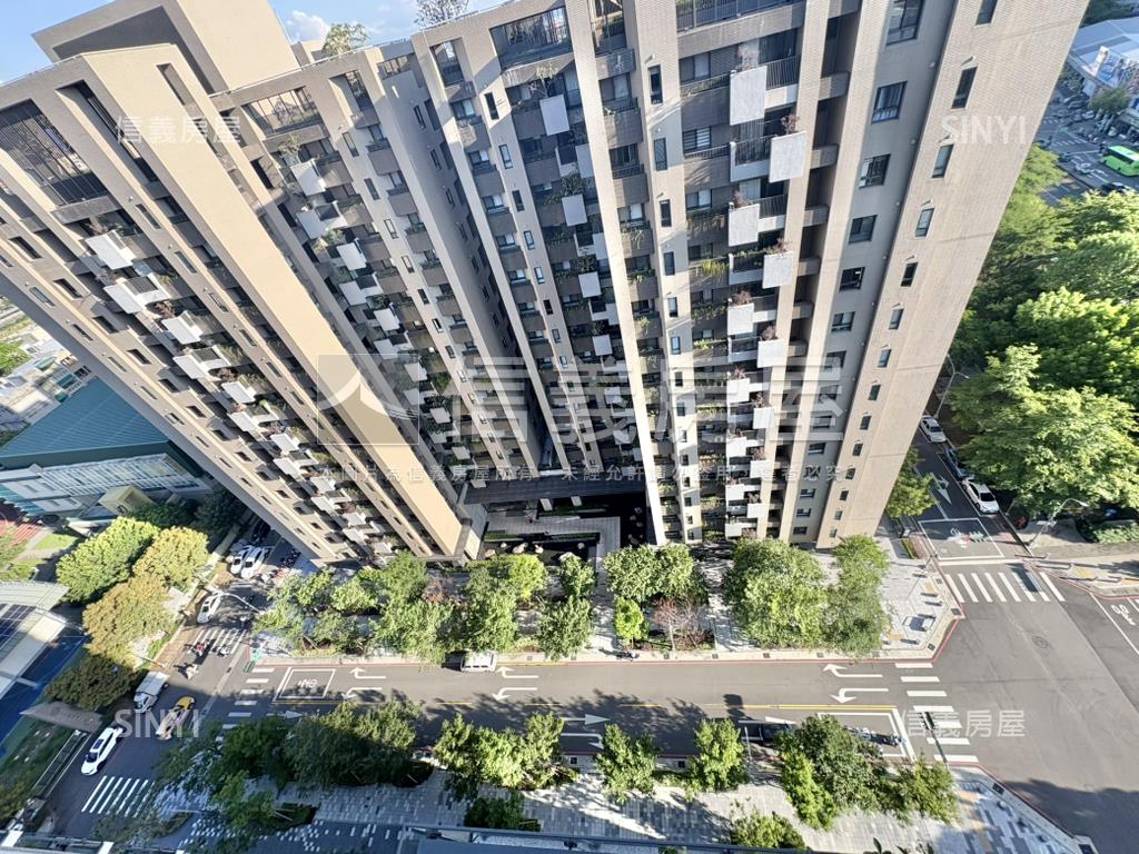 新業建設四房平車樹稍戶房屋室內格局與周邊環境