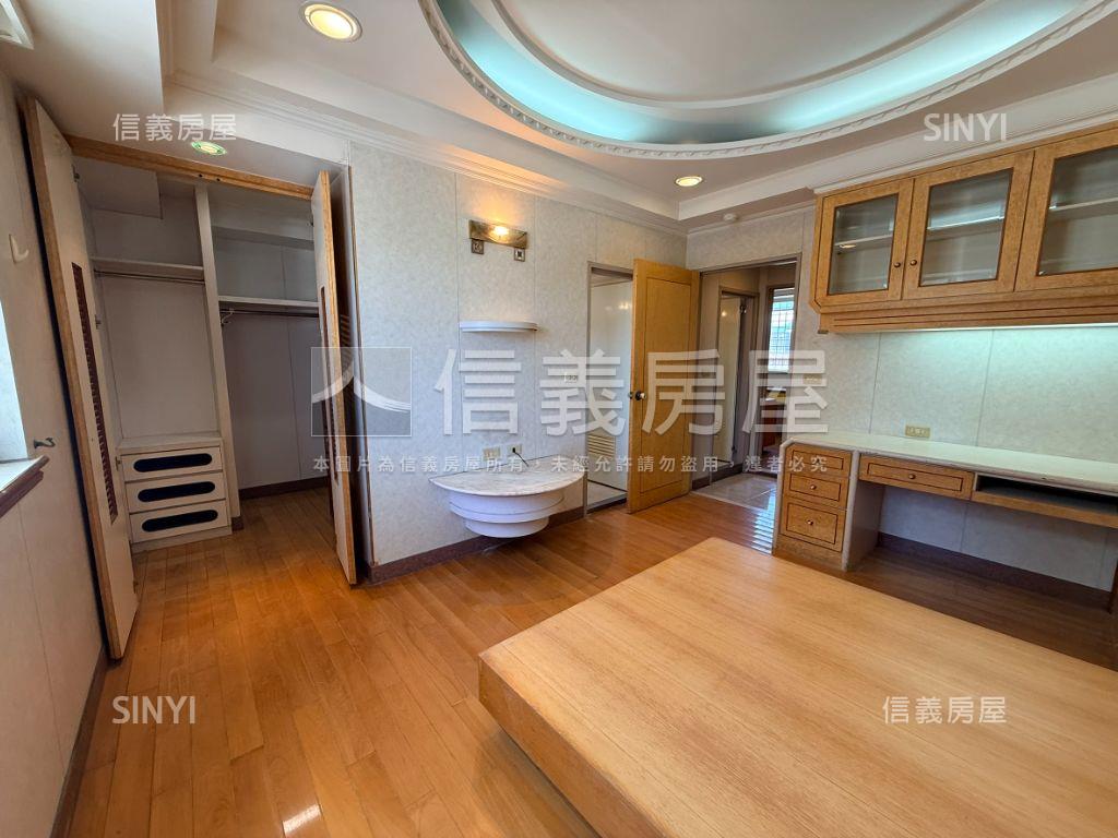 潤泰陽光哈佛４房＋車位房屋室內格局與周邊環境