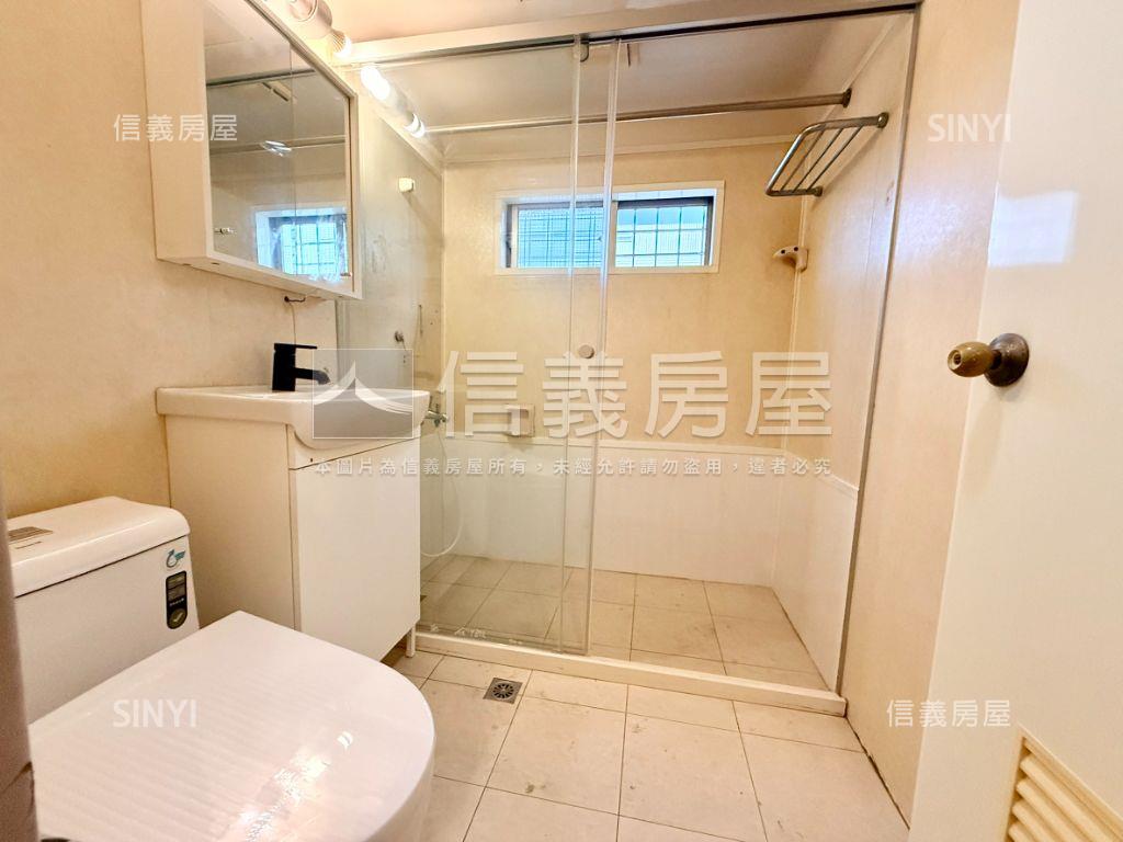 潤泰陽光哈佛４房＋車位房屋室內格局與周邊環境