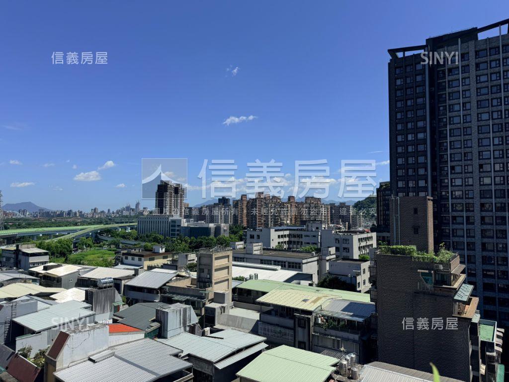 潤泰陽光哈佛４房＋車位房屋室內格局與周邊環境
