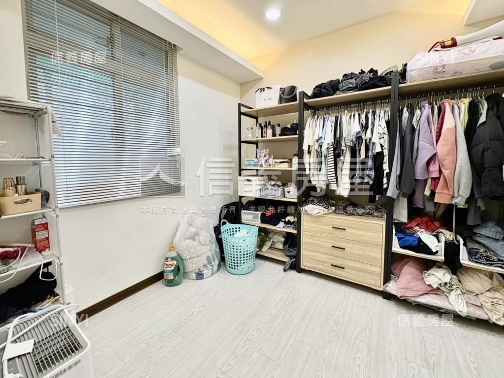 溫馨公寓前後陽台大空間房屋室內格局與周邊環境