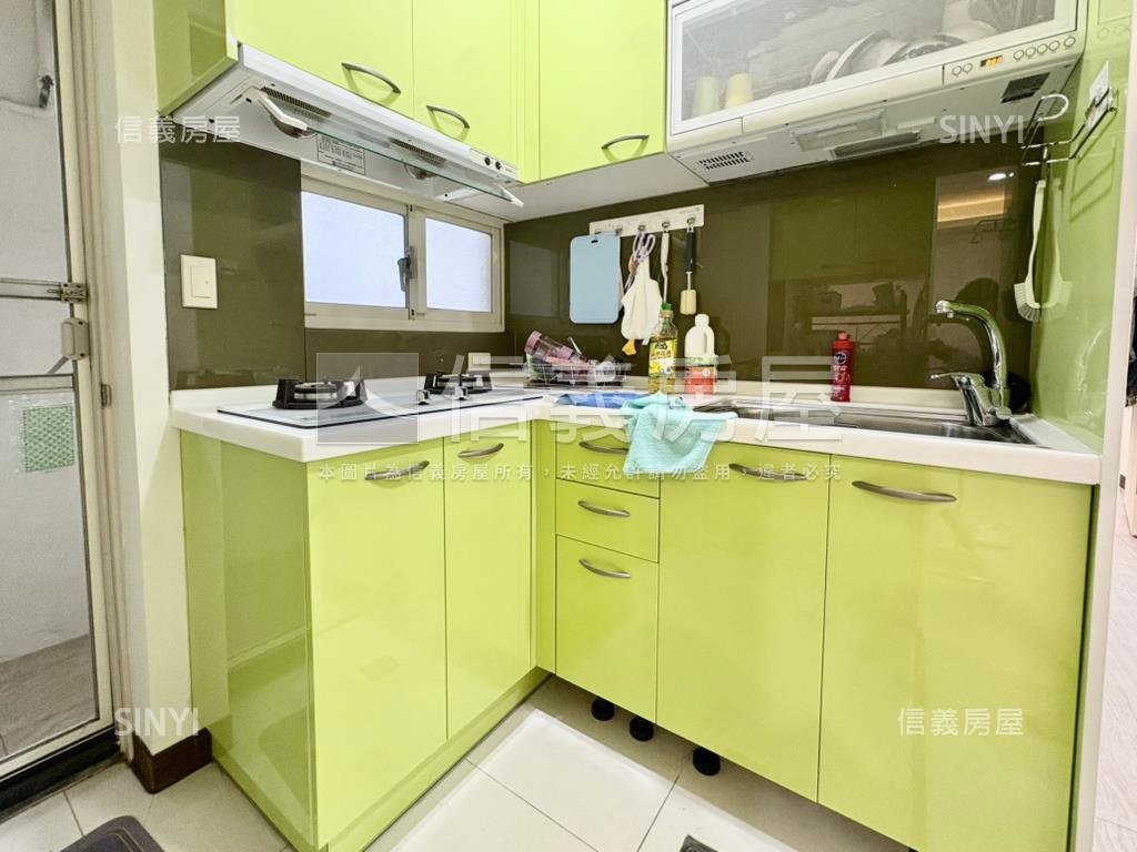 溫馨公寓前後陽台大空間房屋室內格局與周邊環境