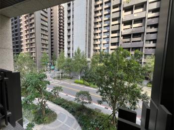 新歲納福。泰極精緻辦公