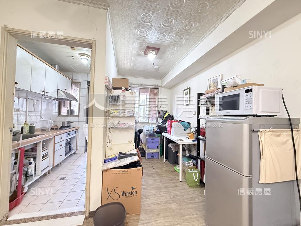 凱悅假期高樓３房房屋室內格局與周邊環境