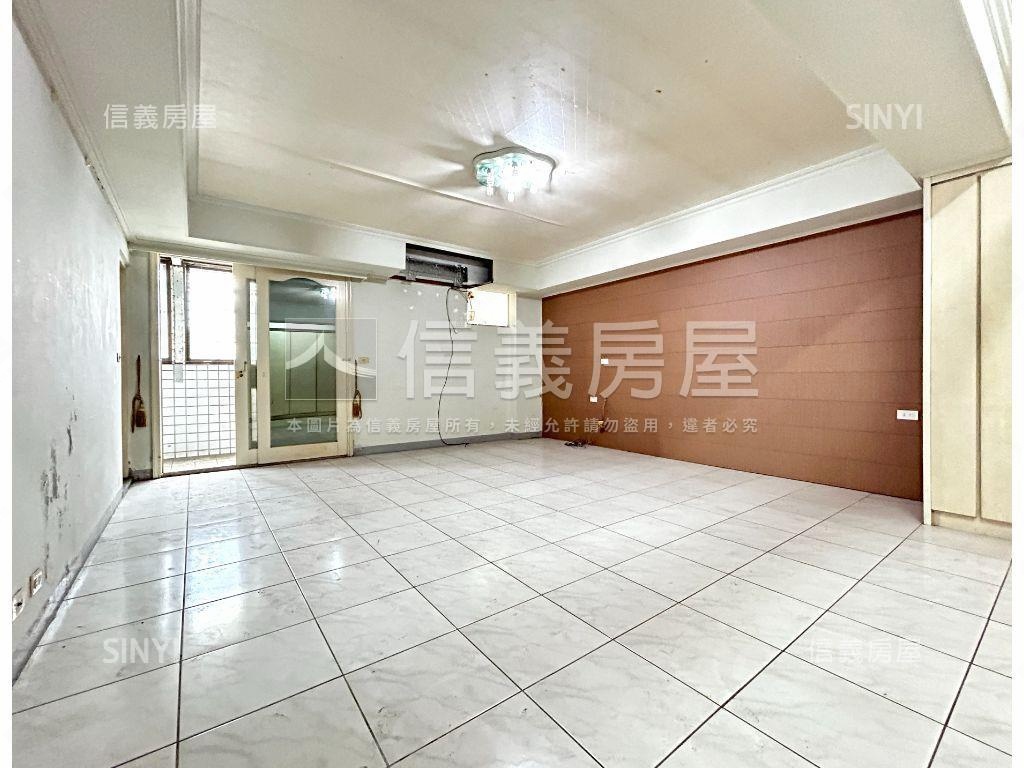 大立商圈整層景觀商辦房屋室內格局與周邊環境