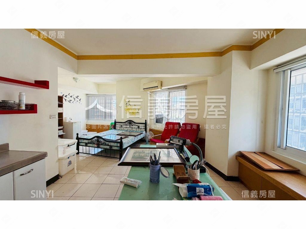 愛河畔採光邊間套房房屋室內格局與周邊環境