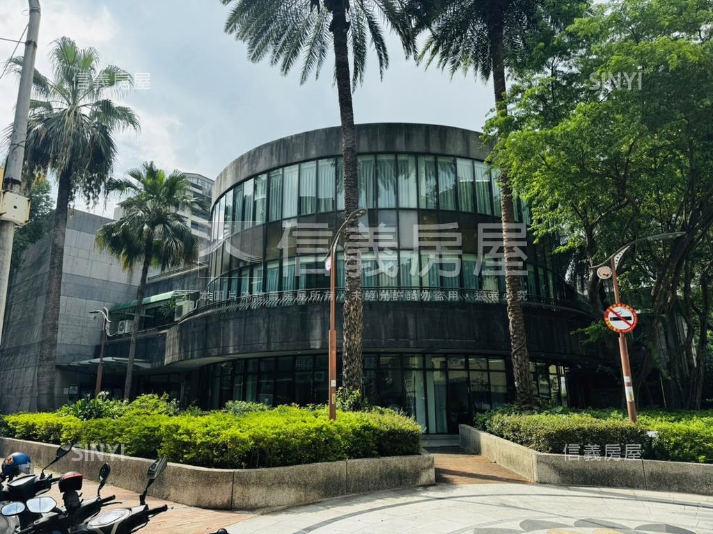 低總價成家國泰公寓三房房屋室內格局與周邊環境