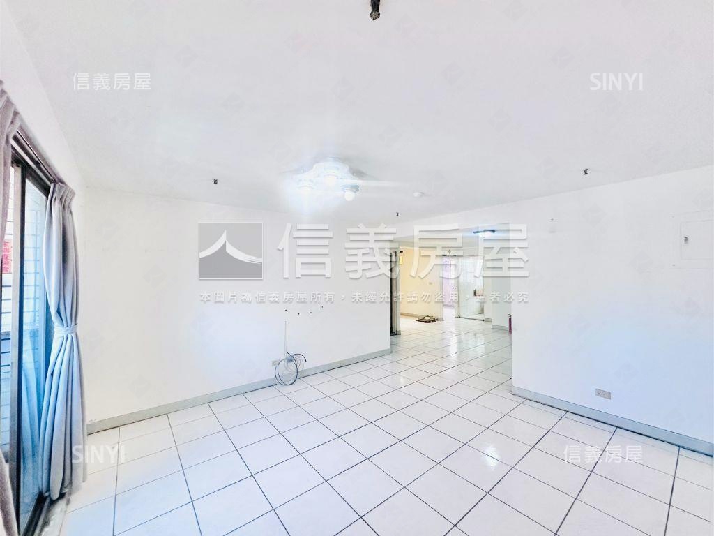 金鳳凰明亮高樓大三房房屋室內格局與周邊環境