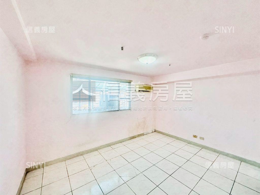 金鳳凰明亮高樓大三房房屋室內格局與周邊環境