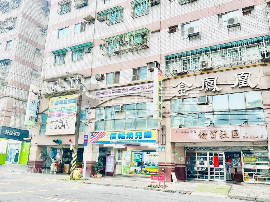 金鳳凰明亮高樓大三房房屋室內格局與周邊環境