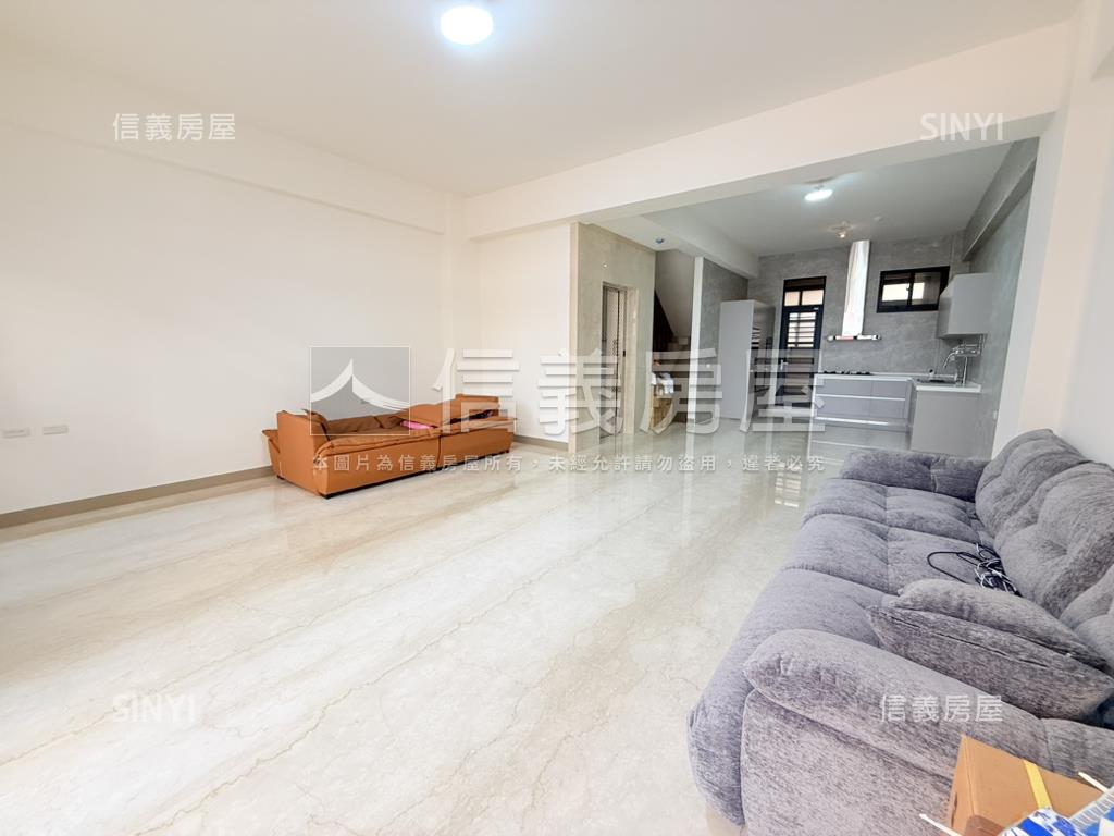 展奇．優秀賞面寬霸氣店面房屋室內格局與周邊環境