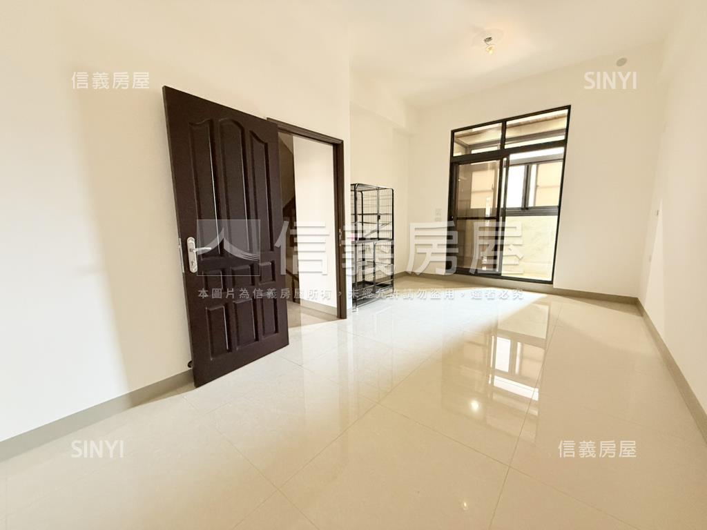 展奇．優秀賞面寬霸氣店面房屋室內格局與周邊環境