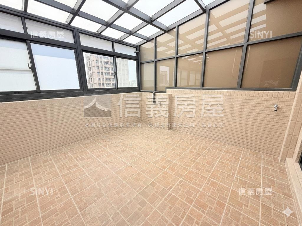 展奇．優秀賞面寬霸氣店面房屋室內格局與周邊環境