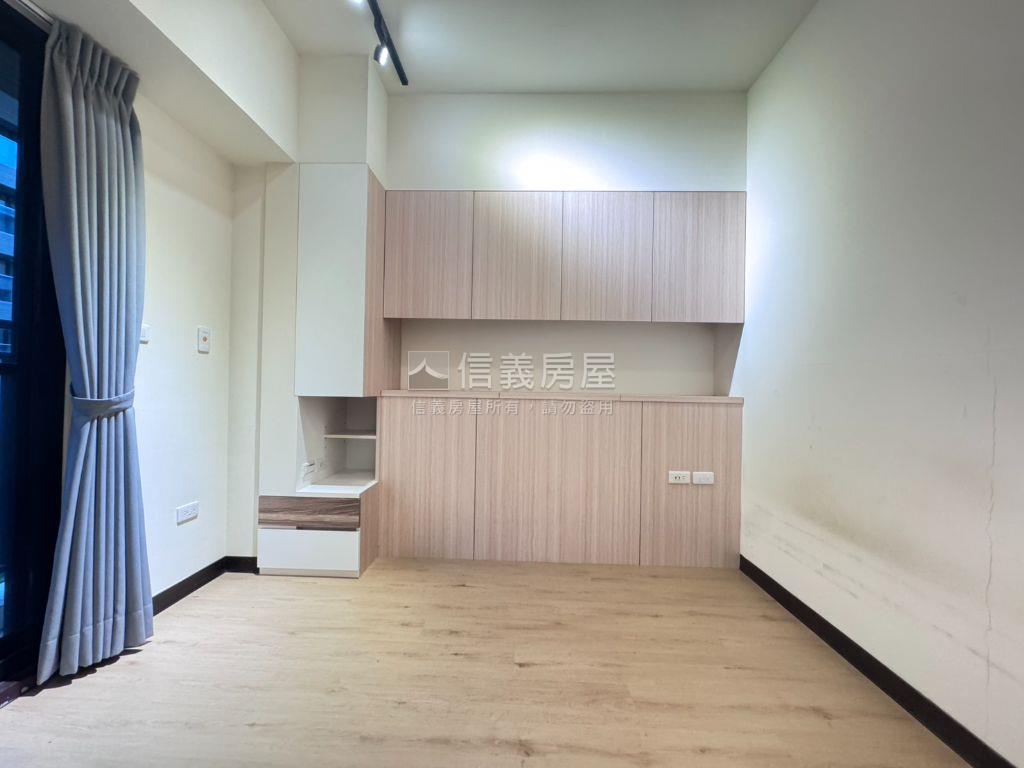 樹梢採光質感兩房房屋室內格局與周邊環境
