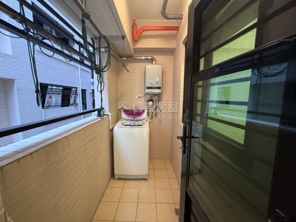 樹梢採光質感兩房房屋室內格局與周邊環境