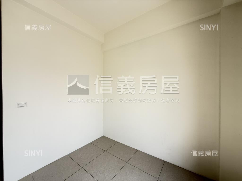 近華勛氣派電梯透天房屋室內格局與周邊環境