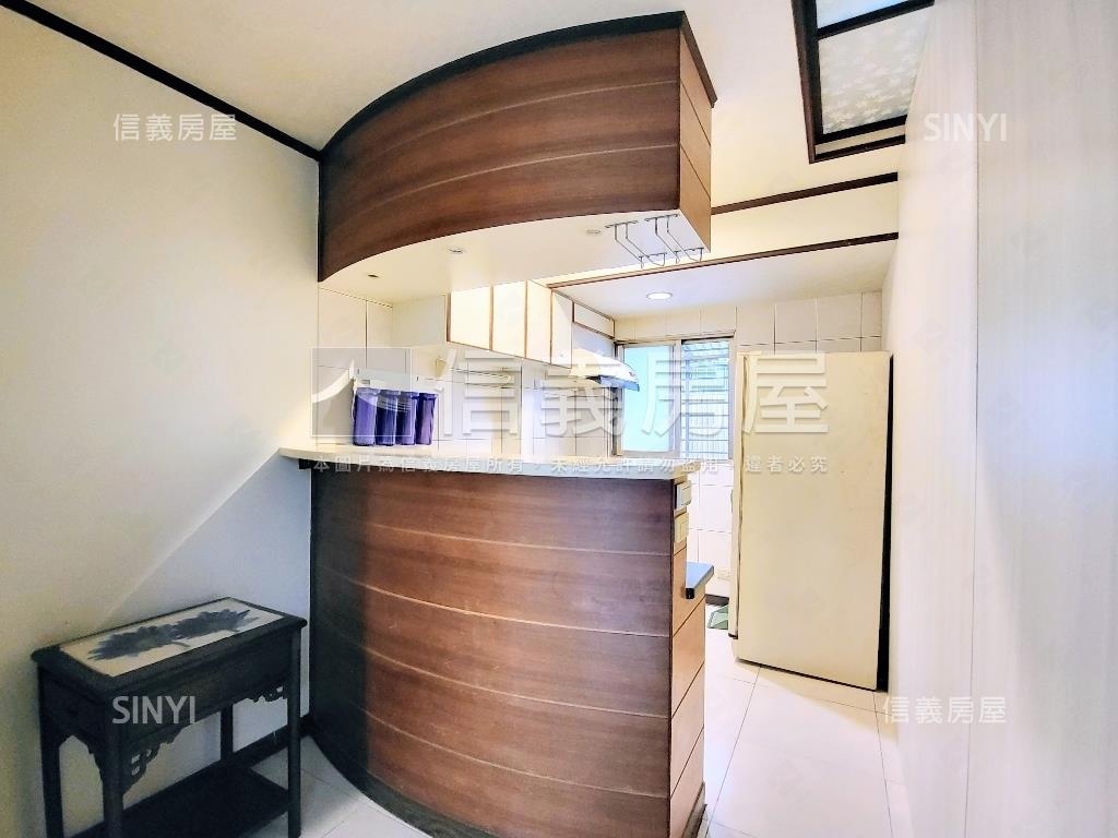 內湖捷運首購大空間房屋室內格局與周邊環境