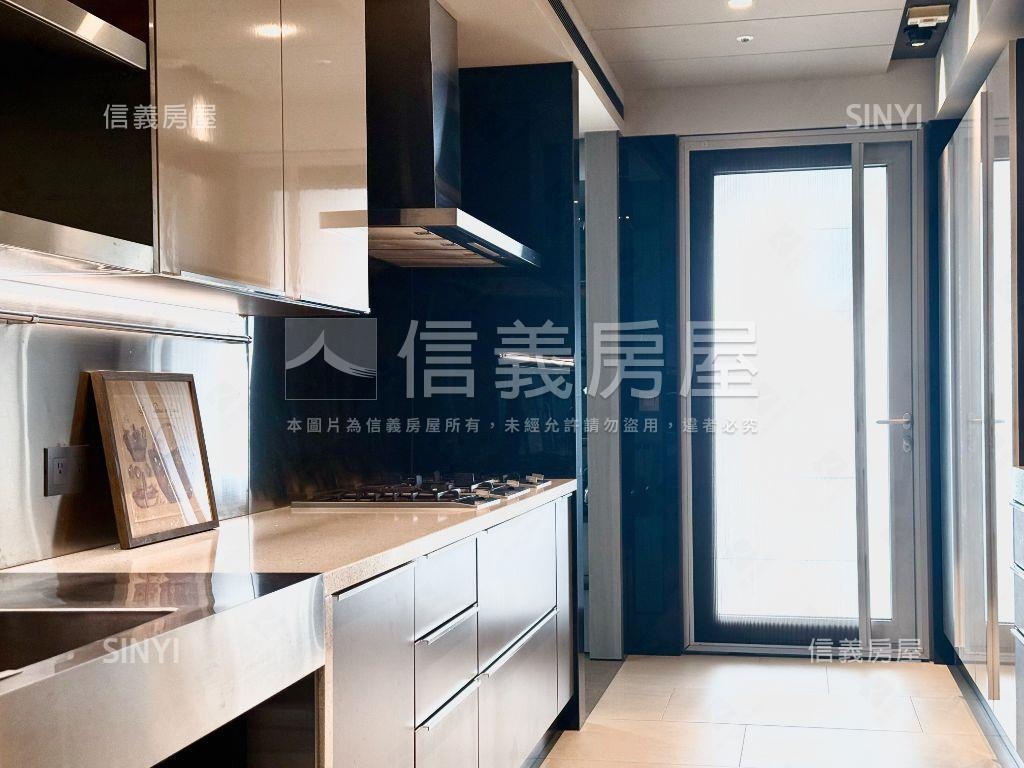 由鉅大恆精品裝潢房屋室內格局與周邊環境