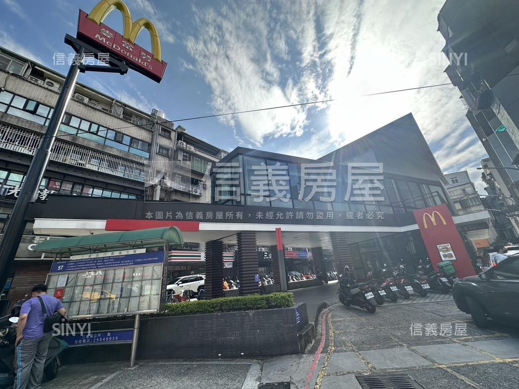 仁愛街面寬百業金店房屋室內格局與周邊環境