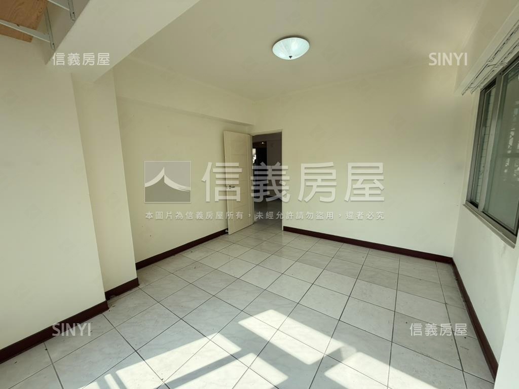 文德電梯三房車位房屋室內格局與周邊環境