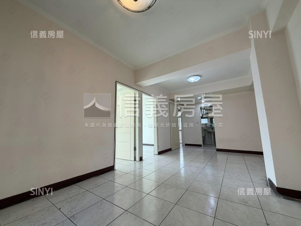 文德電梯三房車位房屋室內格局與周邊環境