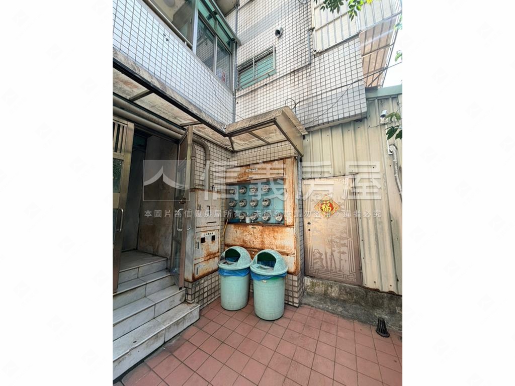 文德電梯三房車位房屋室內格局與周邊環境