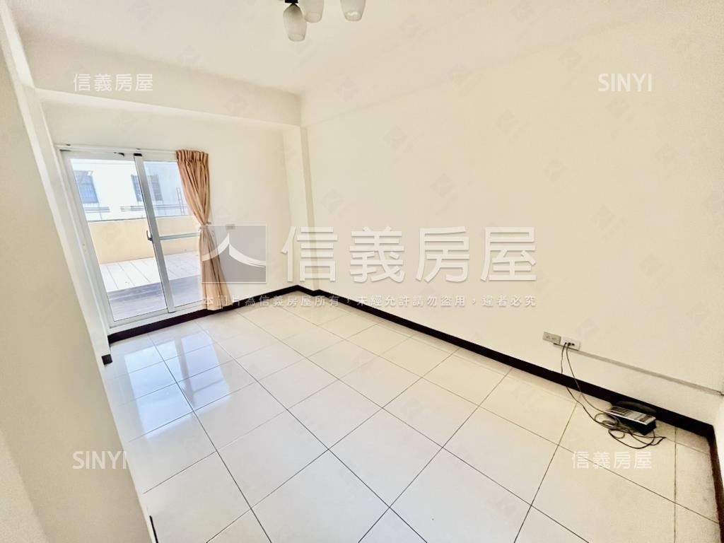 神岡臨路大面寬別墅房屋室內格局與周邊環境