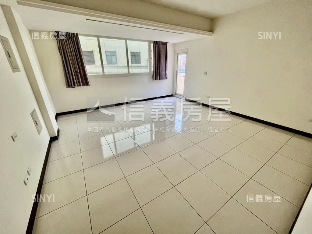 神岡臨路大面寬別墅房屋室內格局與周邊環境