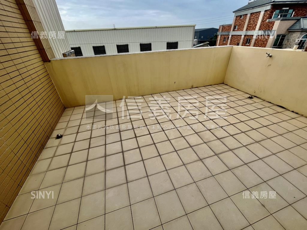 神岡臨路大面寬別墅房屋室內格局與周邊環境