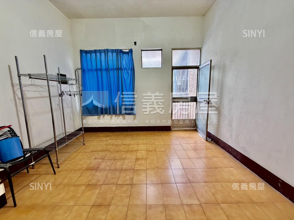 黃興路低總價車庫巷透房屋室內格局與周邊環境