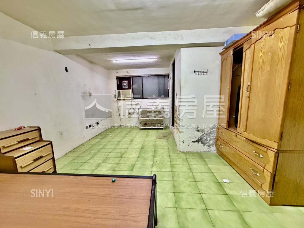 黃興路低總價車庫巷透房屋室內格局與周邊環境