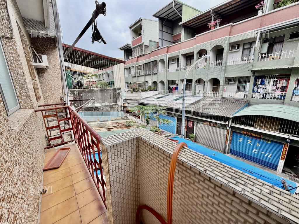 黃興路低總價車庫巷透房屋室內格局與周邊環境