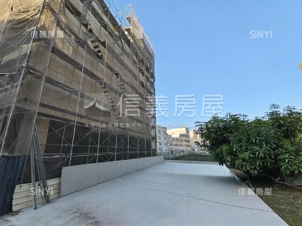 近７７期「商三」土地房屋室內格局與周邊環境