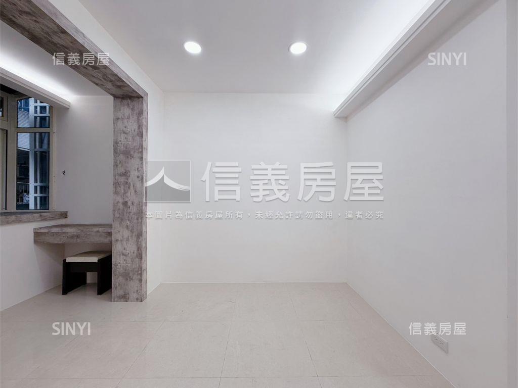 中央路前後陽台有裝潢三房房屋室內格局與周邊環境