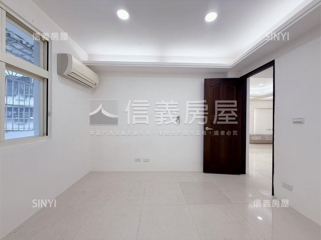 中央路前後陽台有裝潢三房房屋室內格局與周邊環境