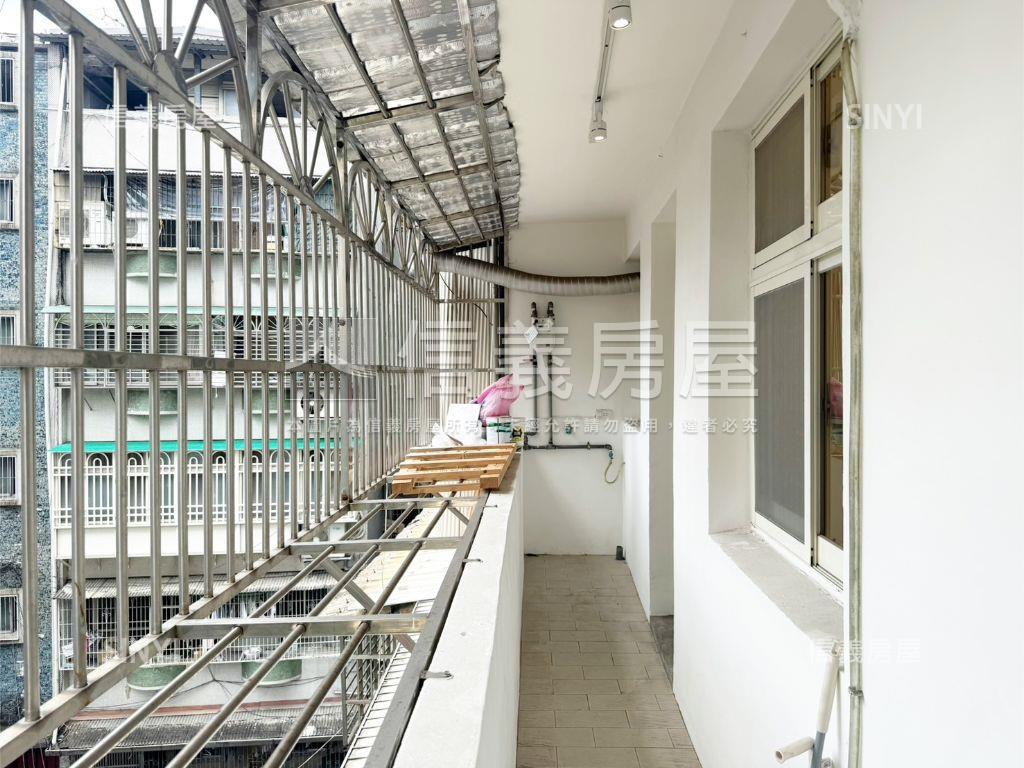 中央路前後陽台有裝潢三房房屋室內格局與周邊環境