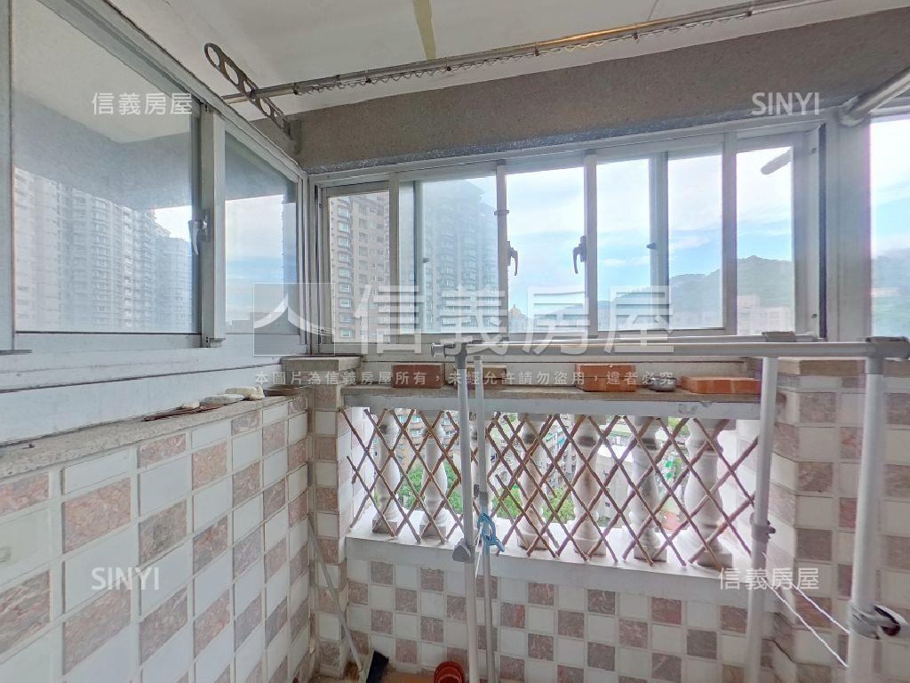 玉上園高樓華光萬丈三房房屋室內格局與周邊環境