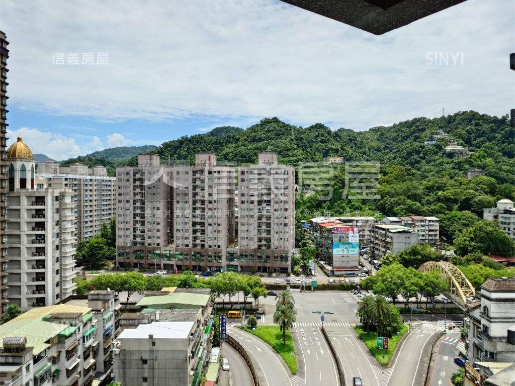 玉上園高樓華光萬丈三房房屋室內格局與周邊環境
