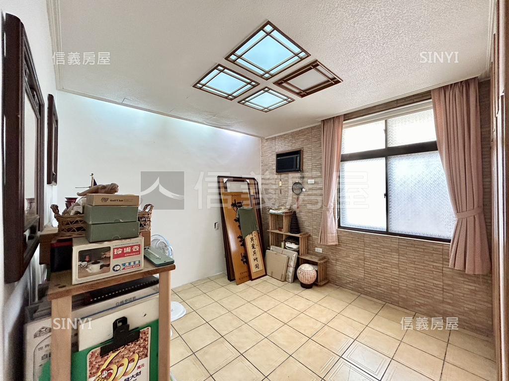 鬧中取靜稀有庭院別墅房屋室內格局與周邊環境