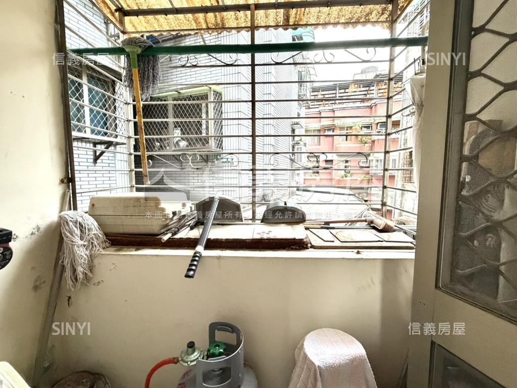 專約碧潭成家方正美屋房屋室內格局與周邊環境