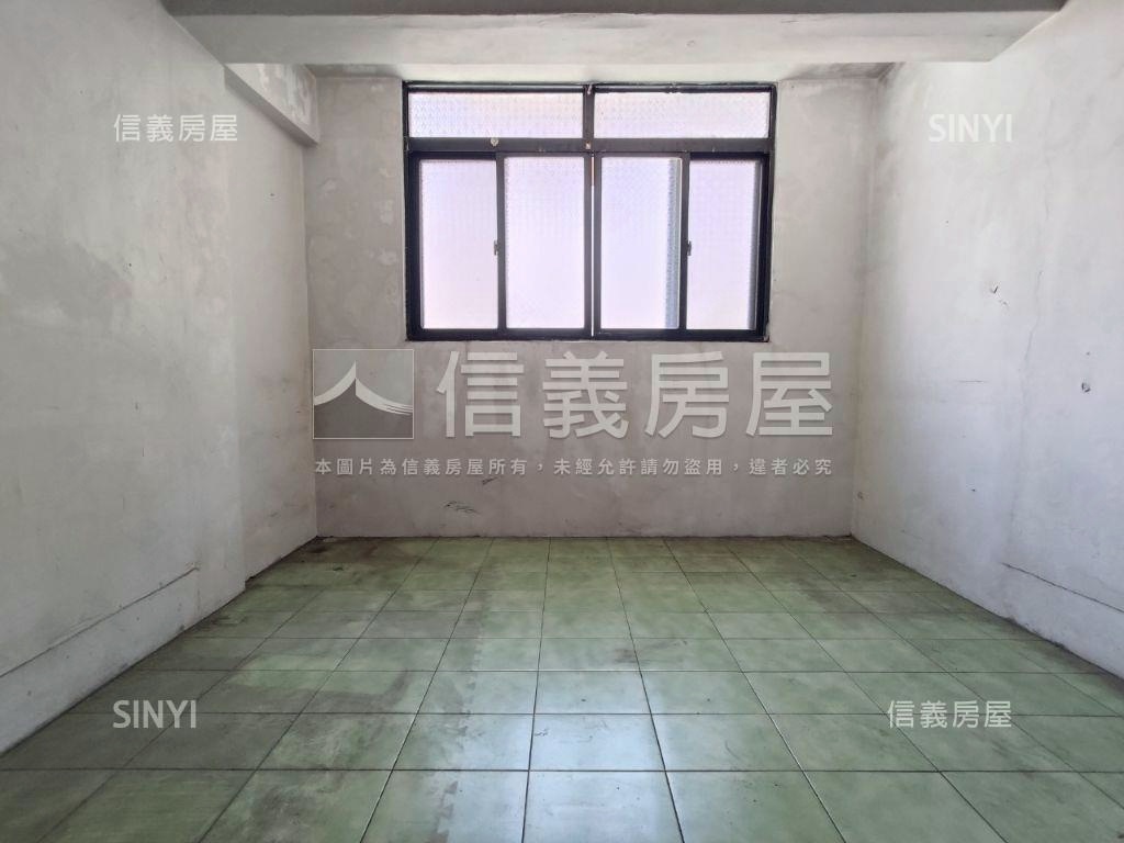 建工高科大校區正路透店房屋室內格局與周邊環境
