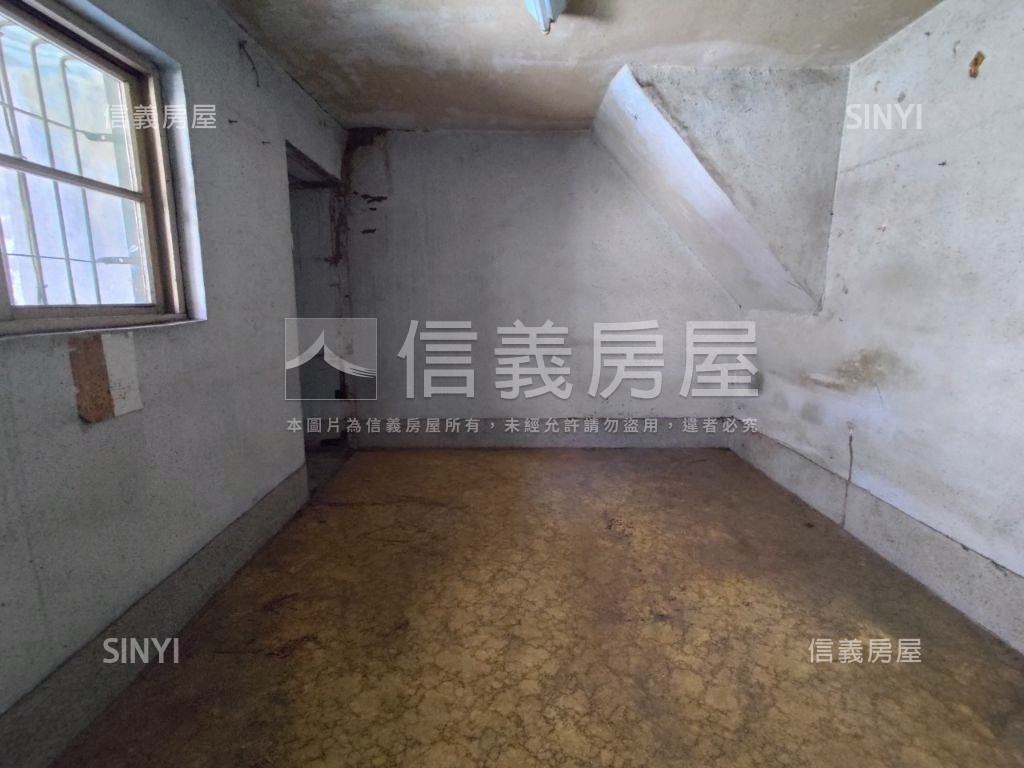 建工高科大校區正路透店房屋室內格局與周邊環境