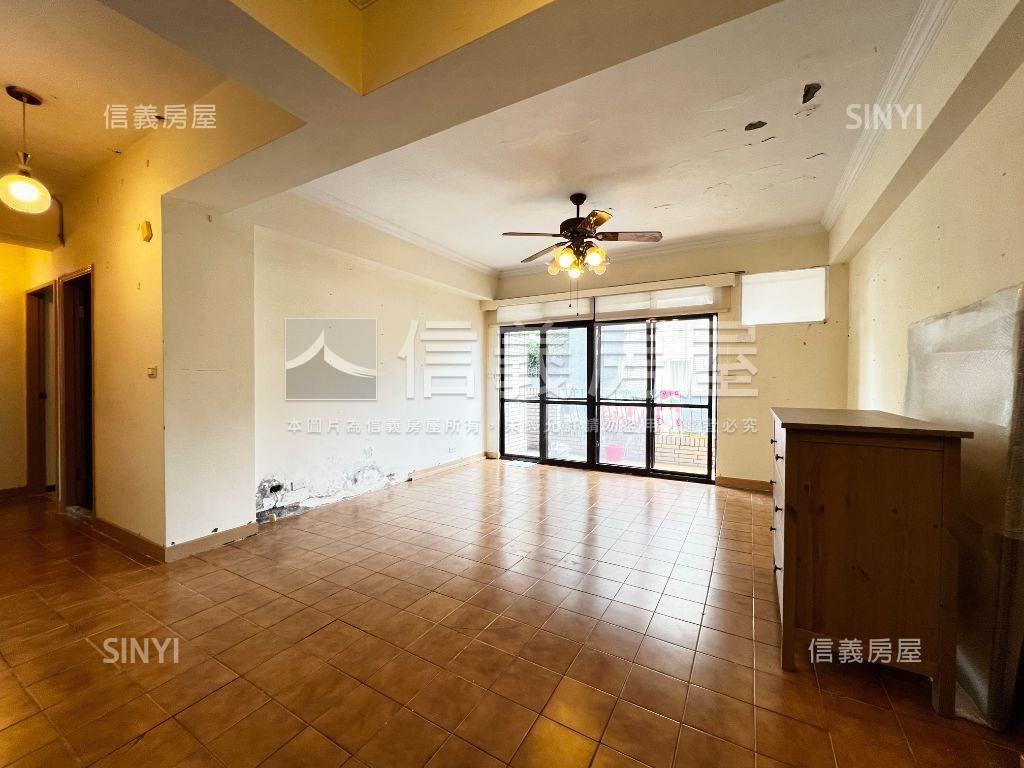 芝玉●朝南邊間３樓帶車位房屋室內格局與周邊環境