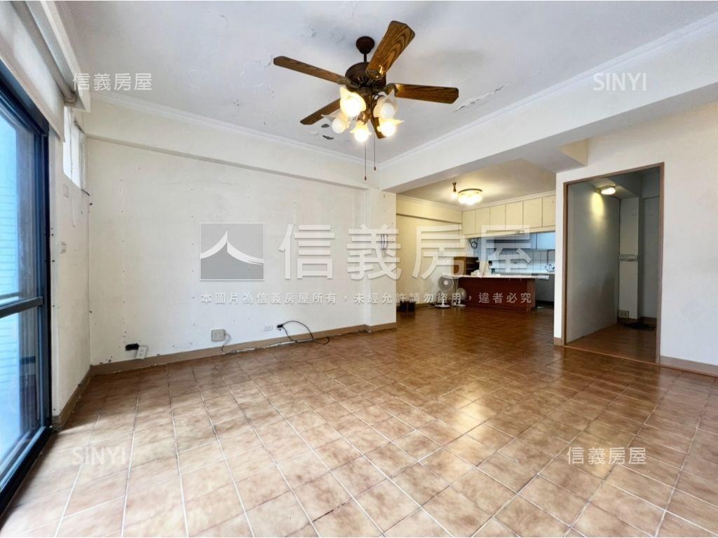 芝玉●朝南邊間３樓帶車位房屋室內格局與周邊環境